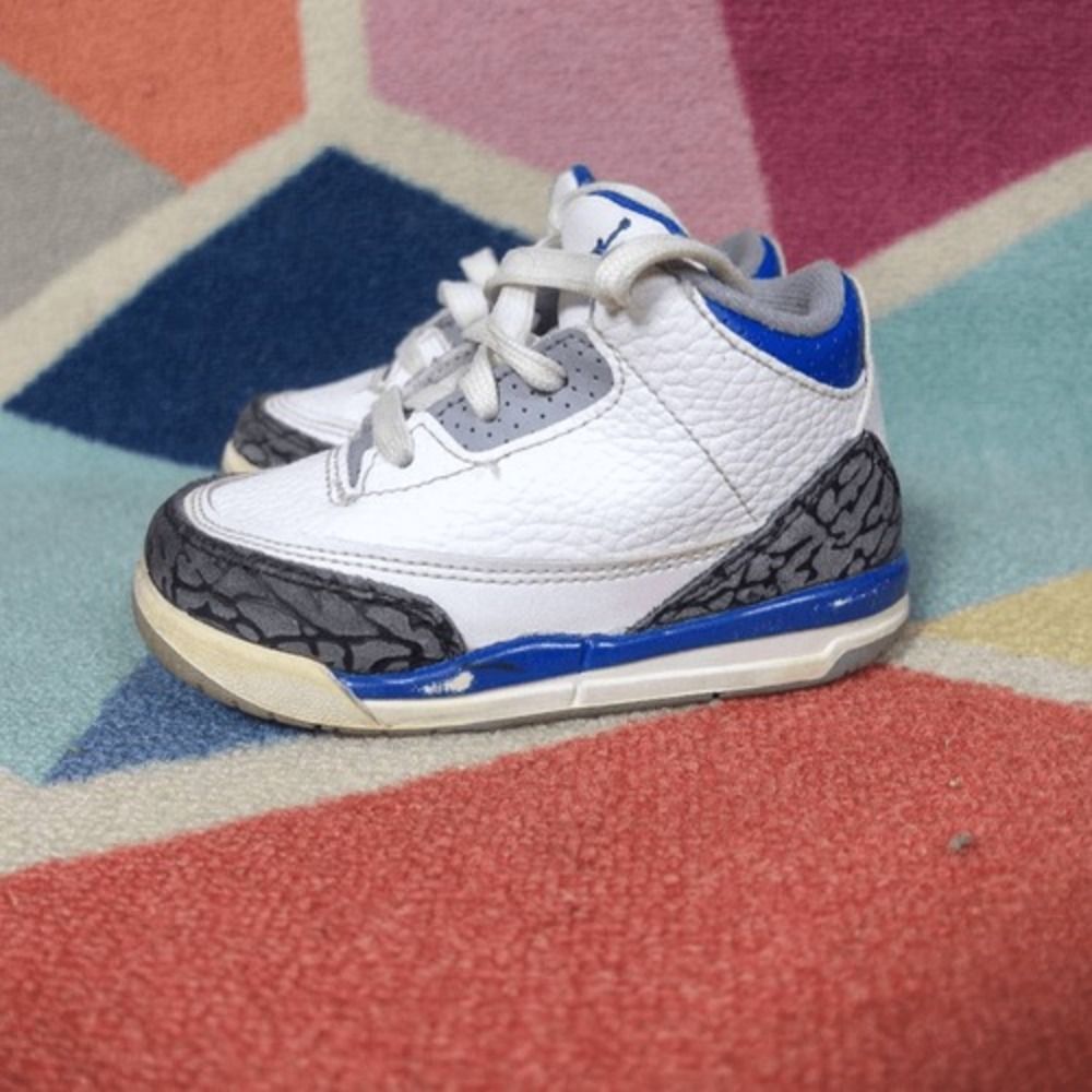 Air Jordan 3 Retro Size 7 C